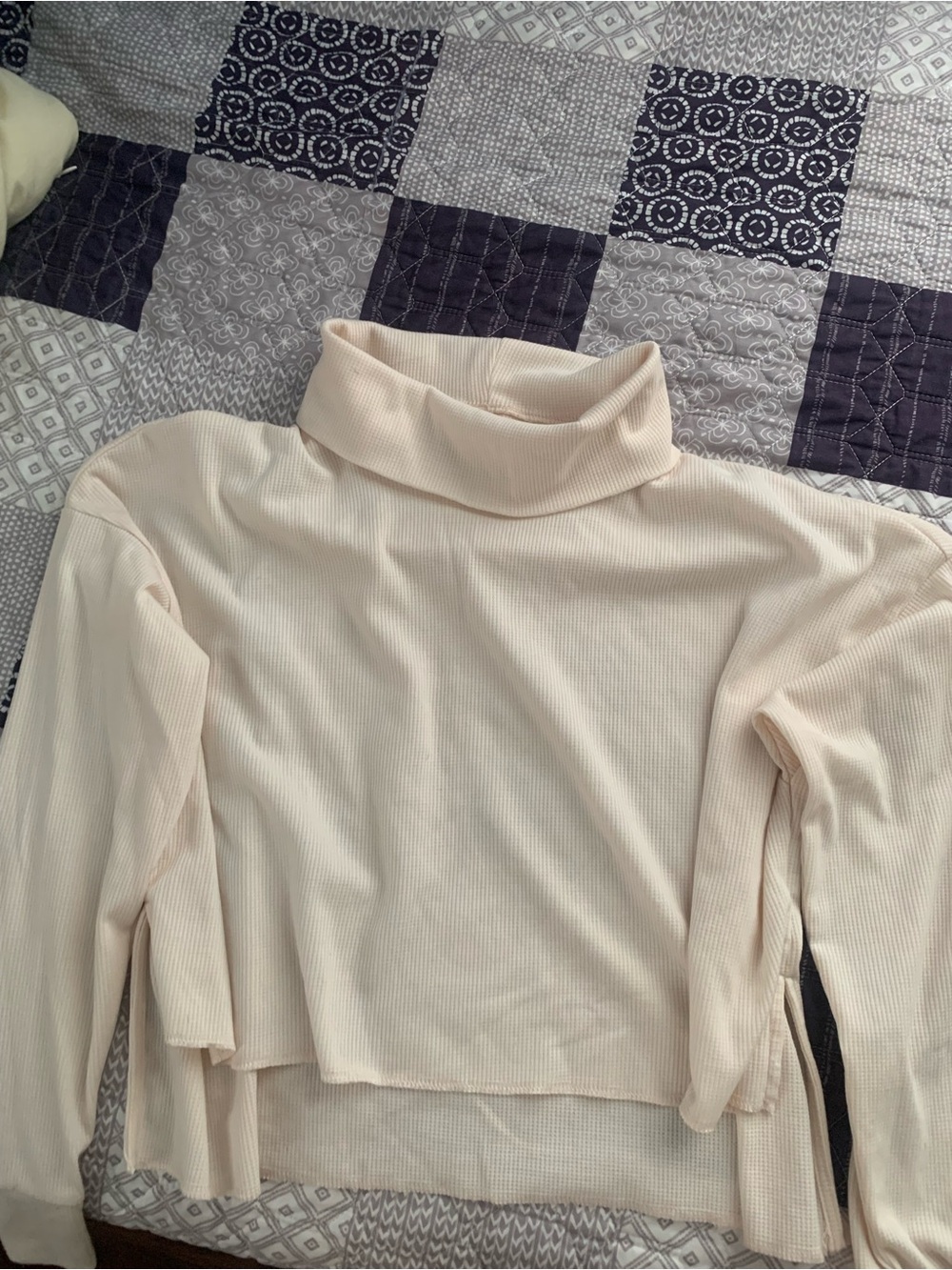 American Eagle Outfitters Cream Ribbed Turtleneck Top